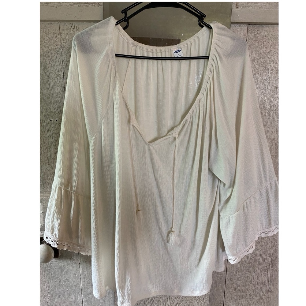 Old Navy 3/4 Sleeve Peasant Top
